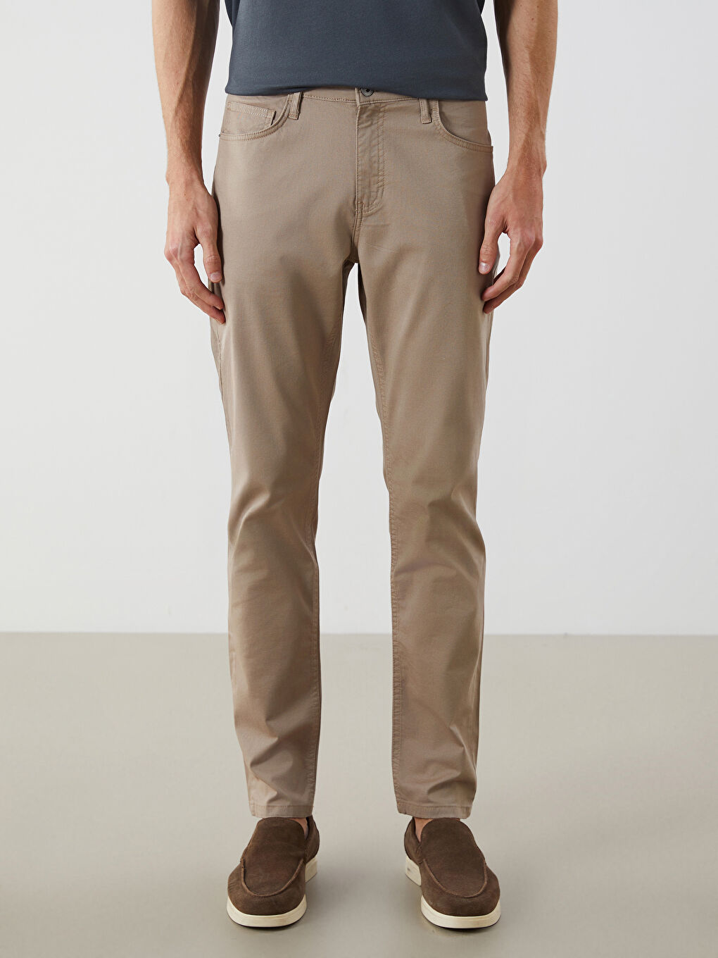 LCWAIKIKI Classic Slim Fit Men's Chino Trousers -W52287Z8-S2N