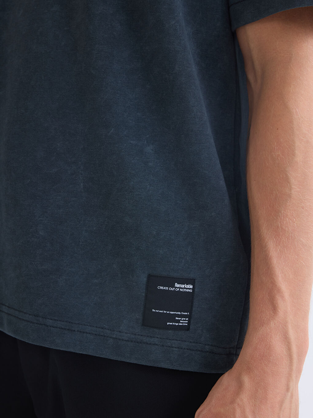 سويت شيرت كم قصير بياقة دائرية للرجال-5