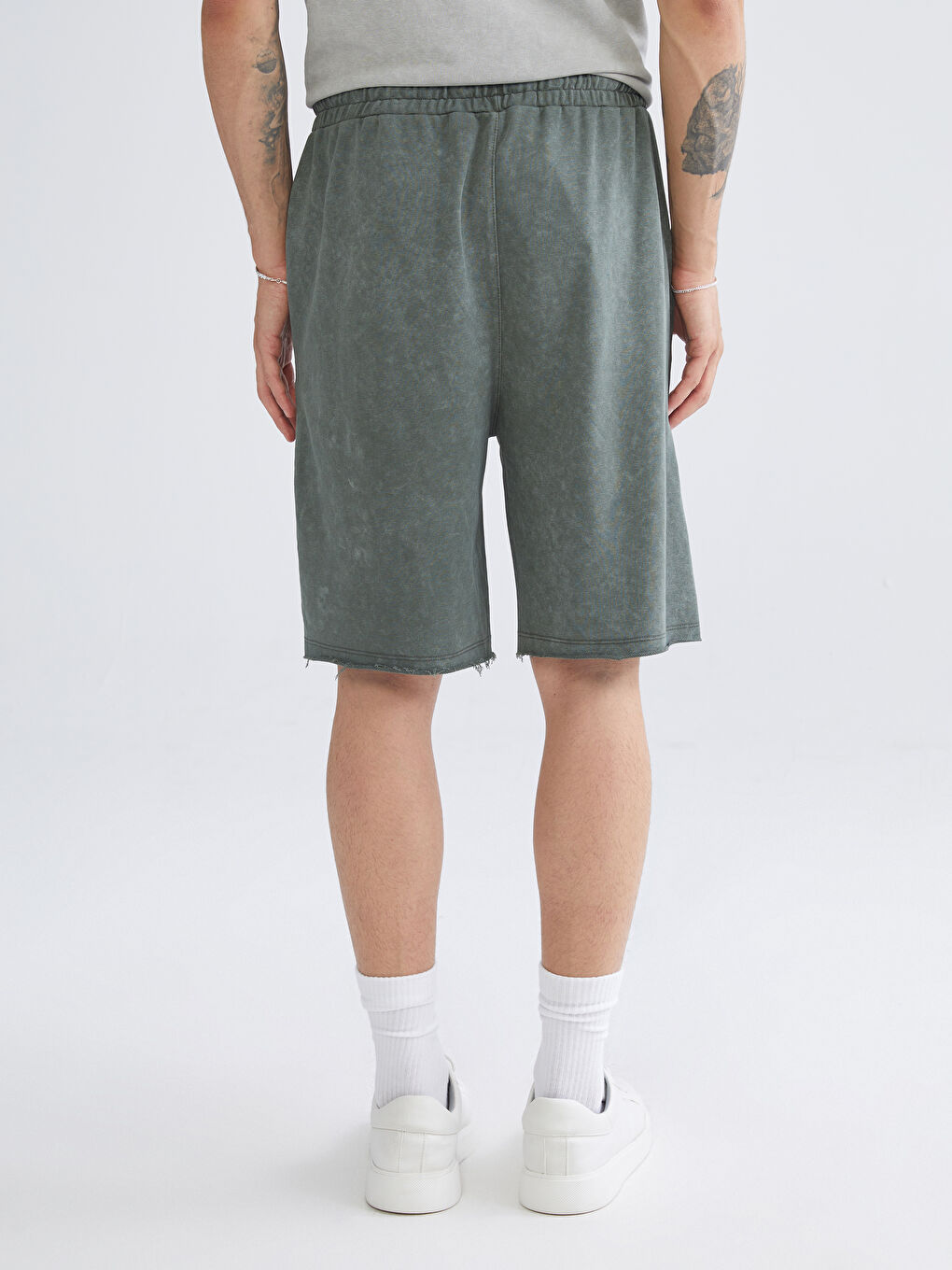 Haki Rahat Kalıp Erkek Şort-3