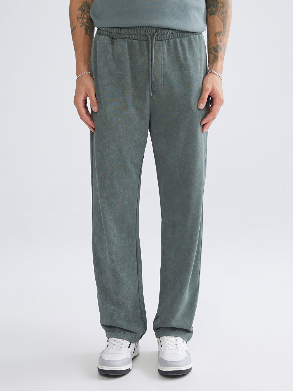 Haki Bol Kalıp Erkek Eşofman Altı-3