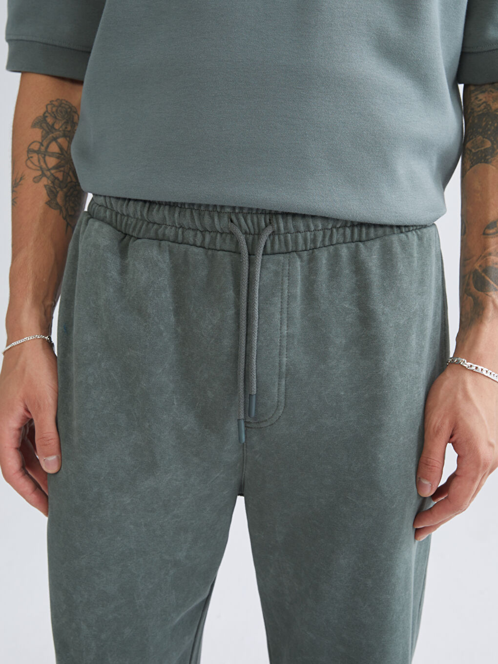 Haki Bol Kalıp Erkek Eşofman Altı-5