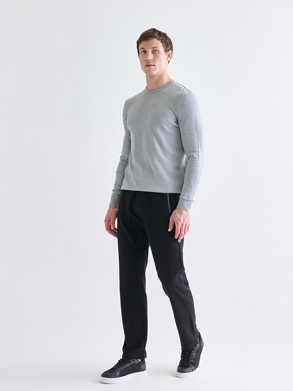 Crew Neck Long Sleeve Men's Tricot Sweater-1