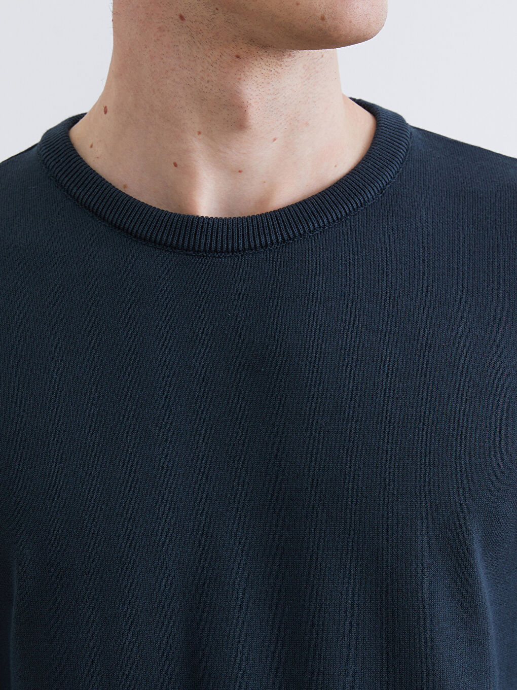 Crew Neck Long Sleeve Men's Tricot Sweater-2