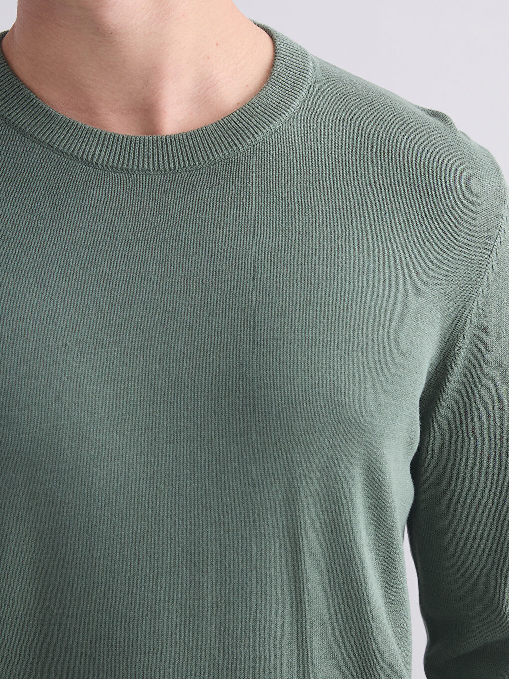 Crew Neck Long Sleeve Men's Tricot Sweater-2