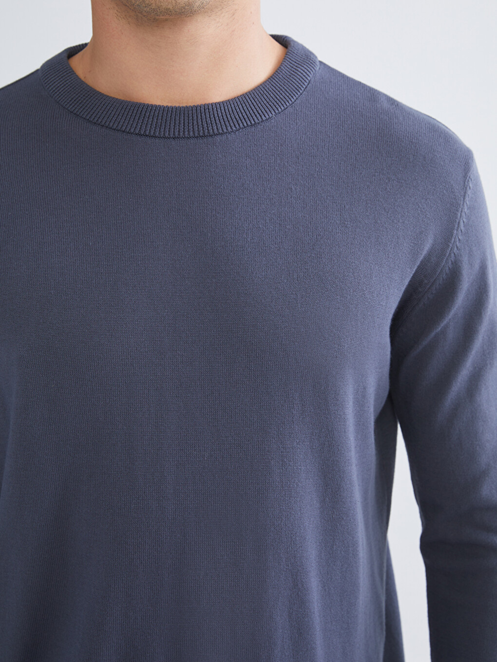 Crew Neck Men's Knitwear Sweater-2
