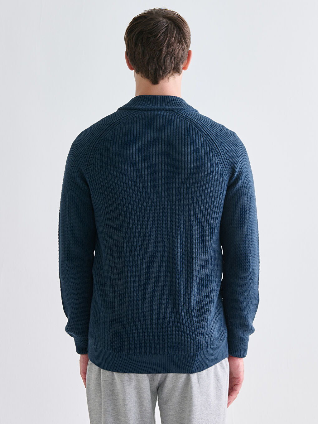 Large Size Regular Fit Funnel Neck Men's Knit Cardigan-6