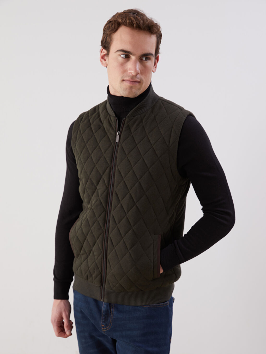 LCWAIKIKI Classic Standard Fit Men's College Collar Waistcoat -W52334Z8-DSV