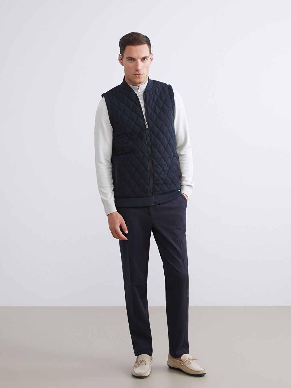 Standard Fit Men's College Collar Waistcoat-2