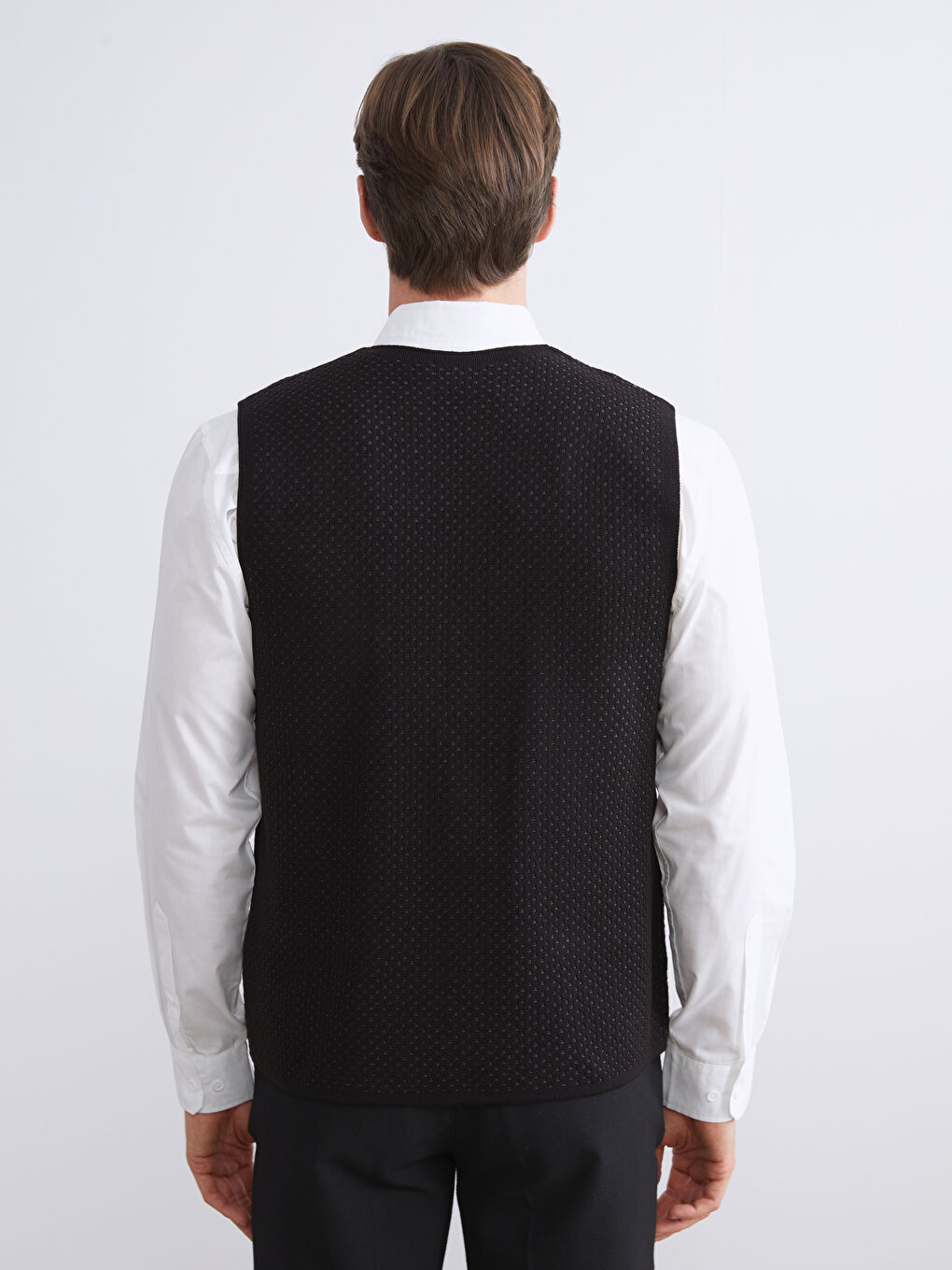 Siyah Standart Kalıp V Yaka Erkek Triko Yelek-6