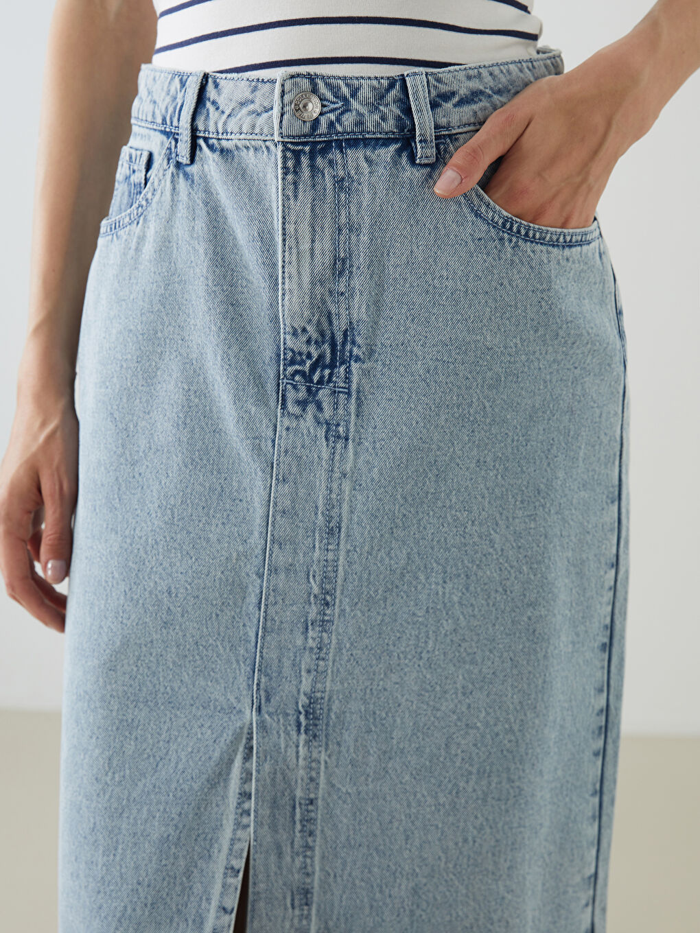 LCWAIKIKI Classic Slim Fit Denim Skirt -W52396Z8-311
