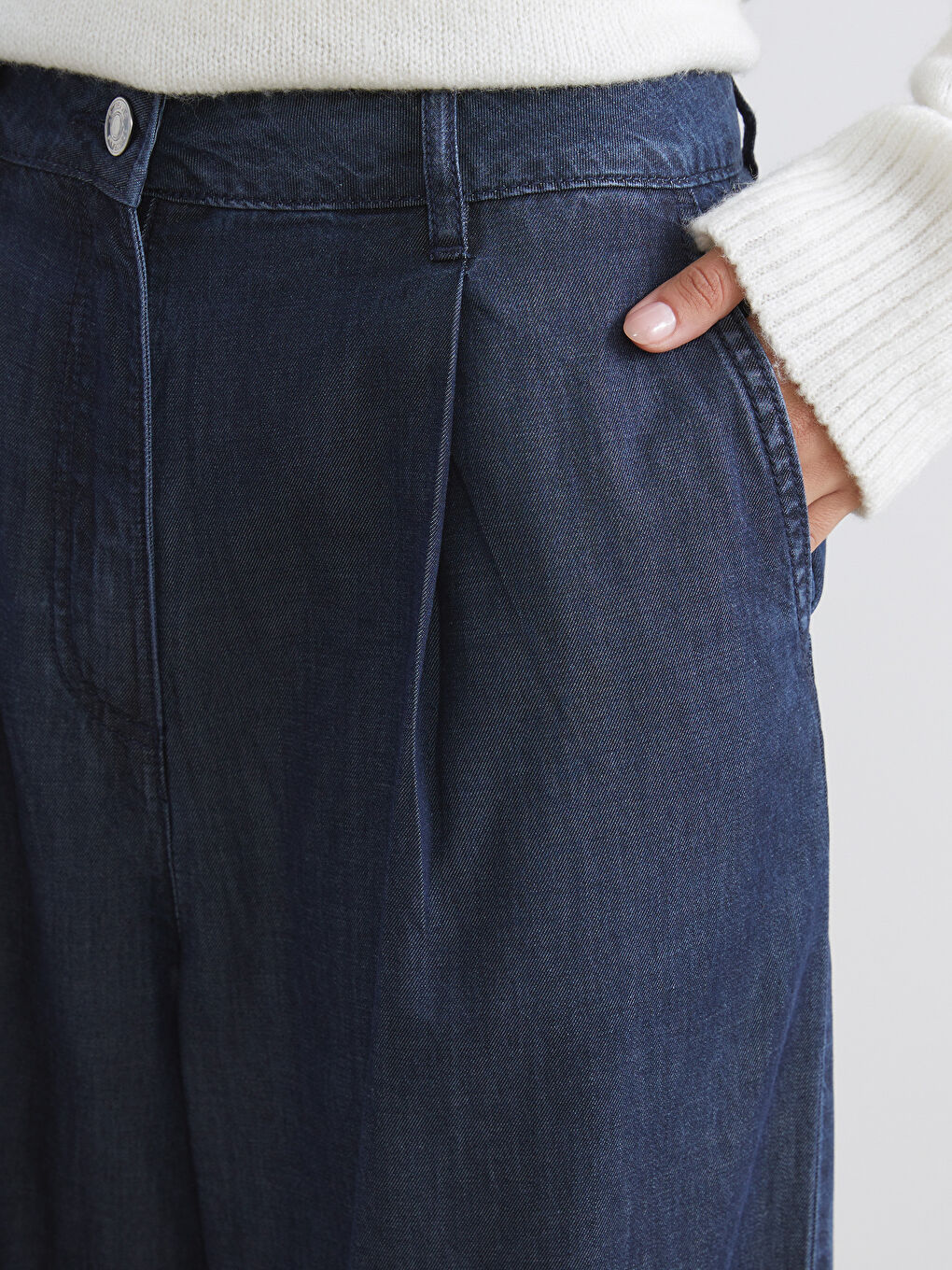 Wideleg Women's Jeans-2
