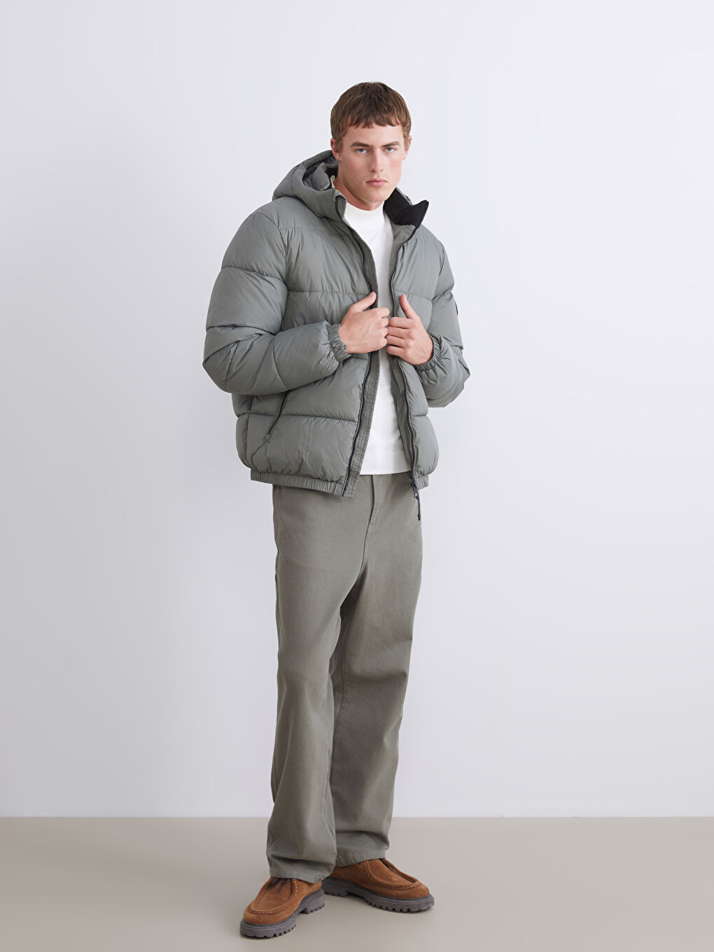 Standard Fit Hooded Men's Puffer Coat-1