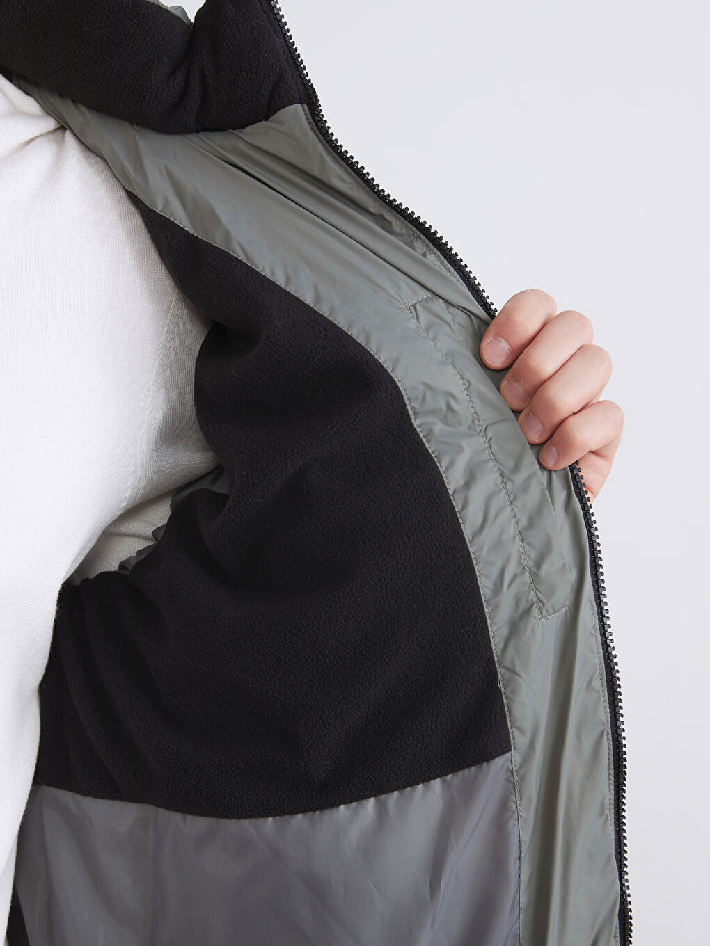 Standard Fit Hooded Men's Puffer Coat-3