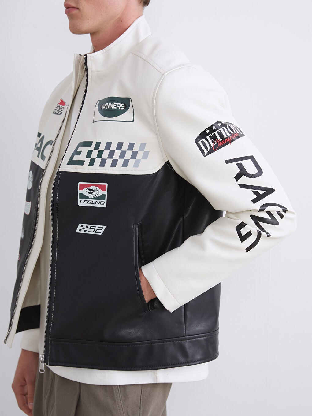 Siyah Standart Kalıp Dik Yaka Erkek Deri Görünümlü Mont-3