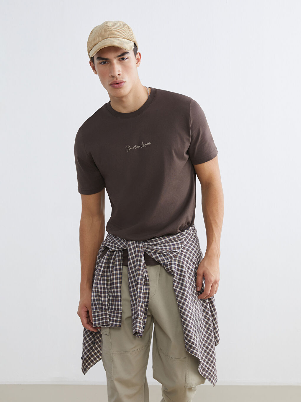 تيشيرت رجالي ياقة دائرية مطبوع جيرسي