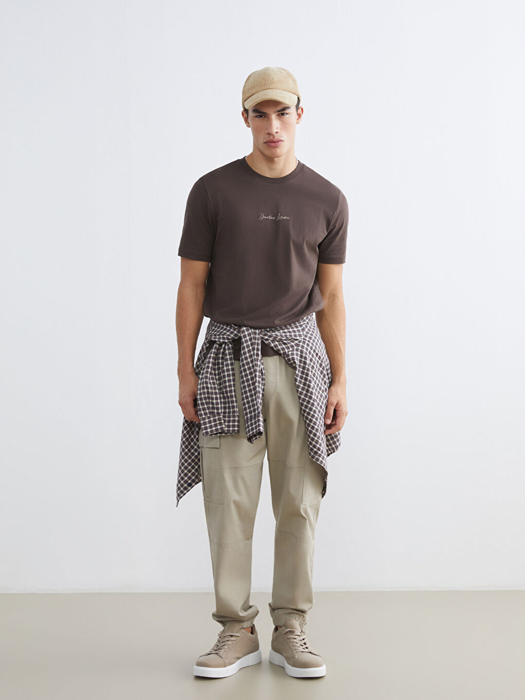 تيشيرت رجالي ياقة دائرية مطبوع جيرسي-1