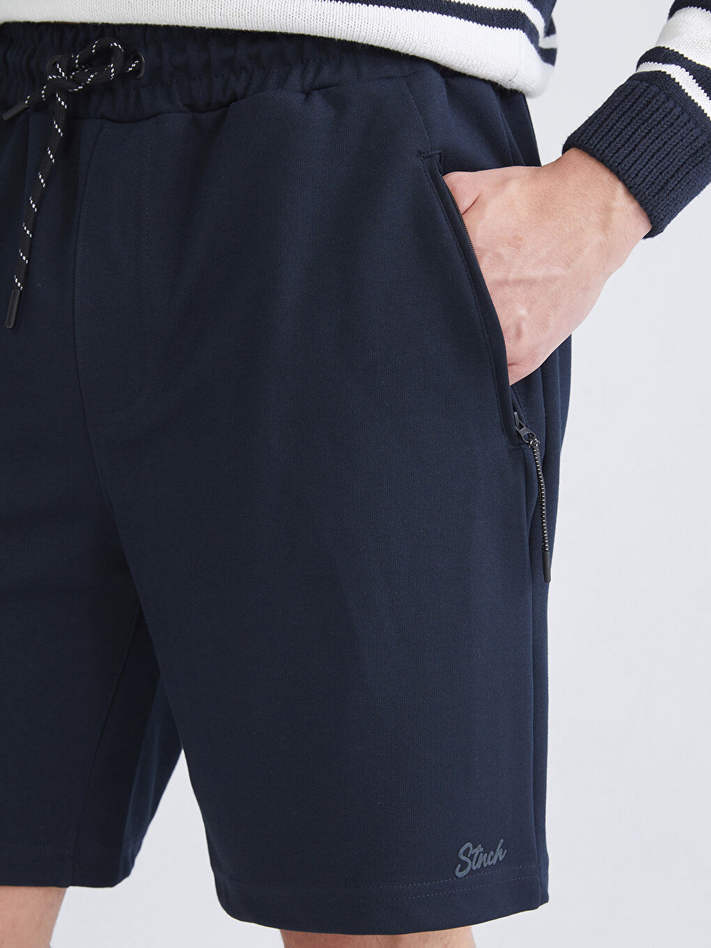 XSIDE Standard Fit Men's Shorts -W52456Z8-RFD