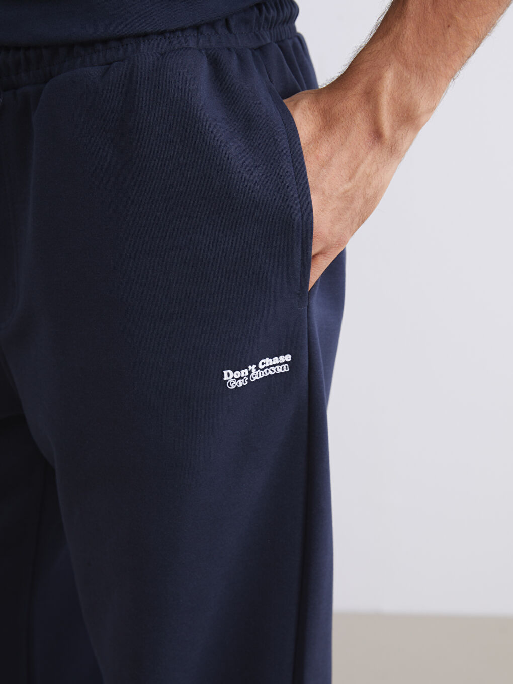 Standard Fit Men's Jogger Sweatpants-4