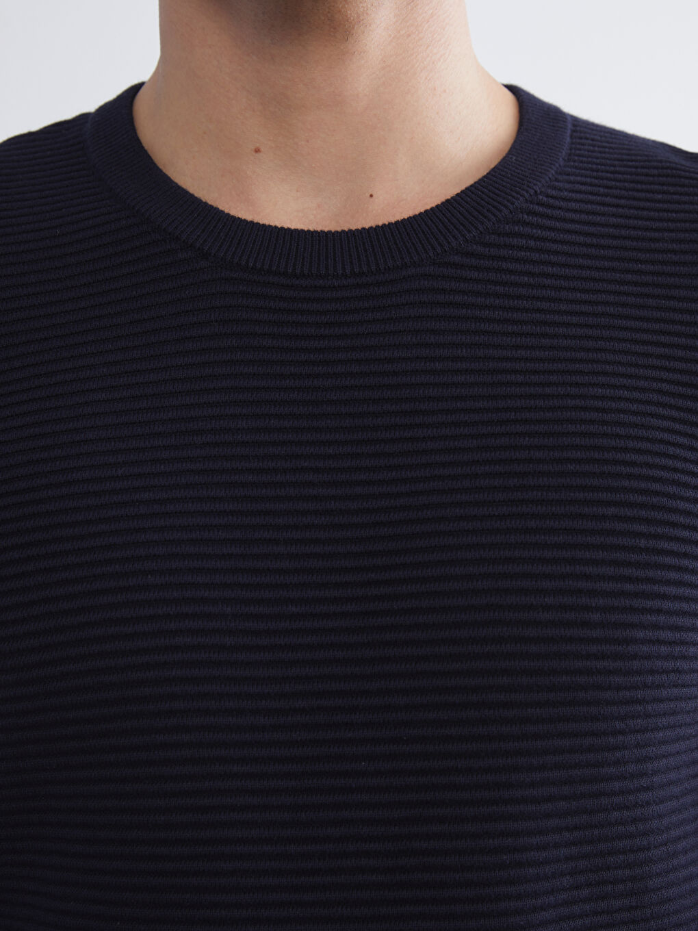 Crew Neck Long Sleeve Men's Tricot Sweater-2
