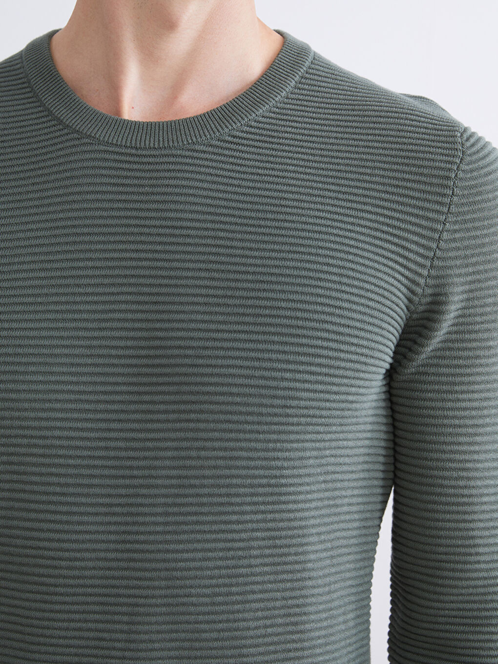 Crew Neck Long Sleeve Men's Tricot Sweater-4