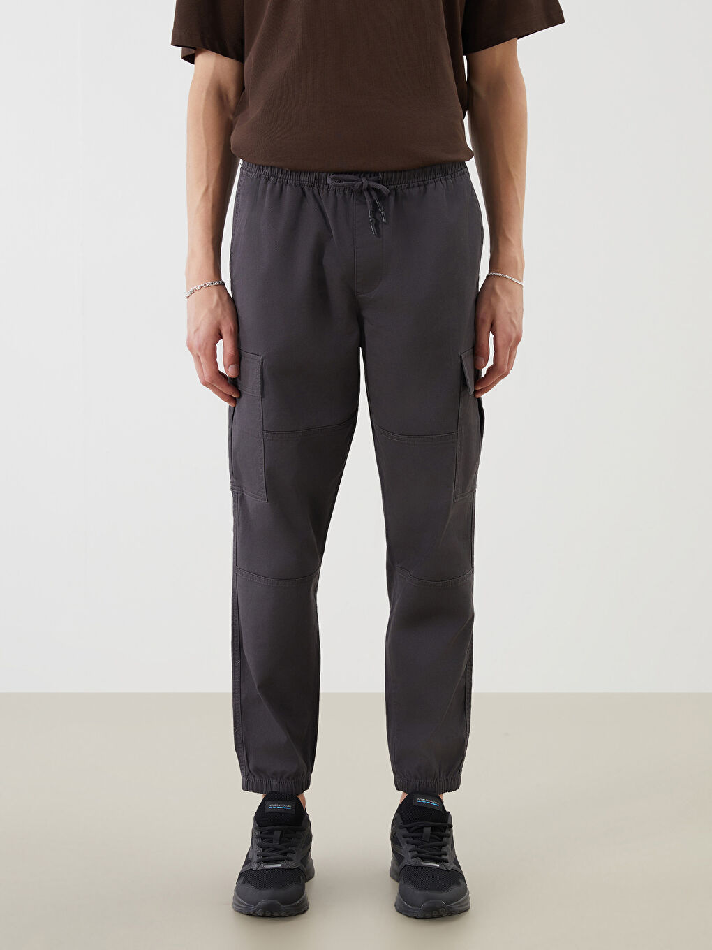 Standard Fit Men's Cargo Trousers-1