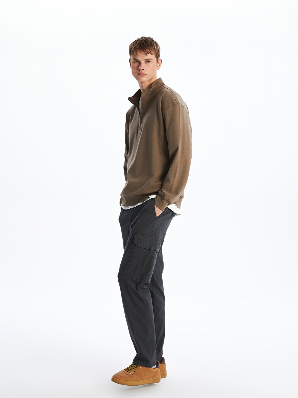 Standard Fit Twill Men's Cargo Trousers