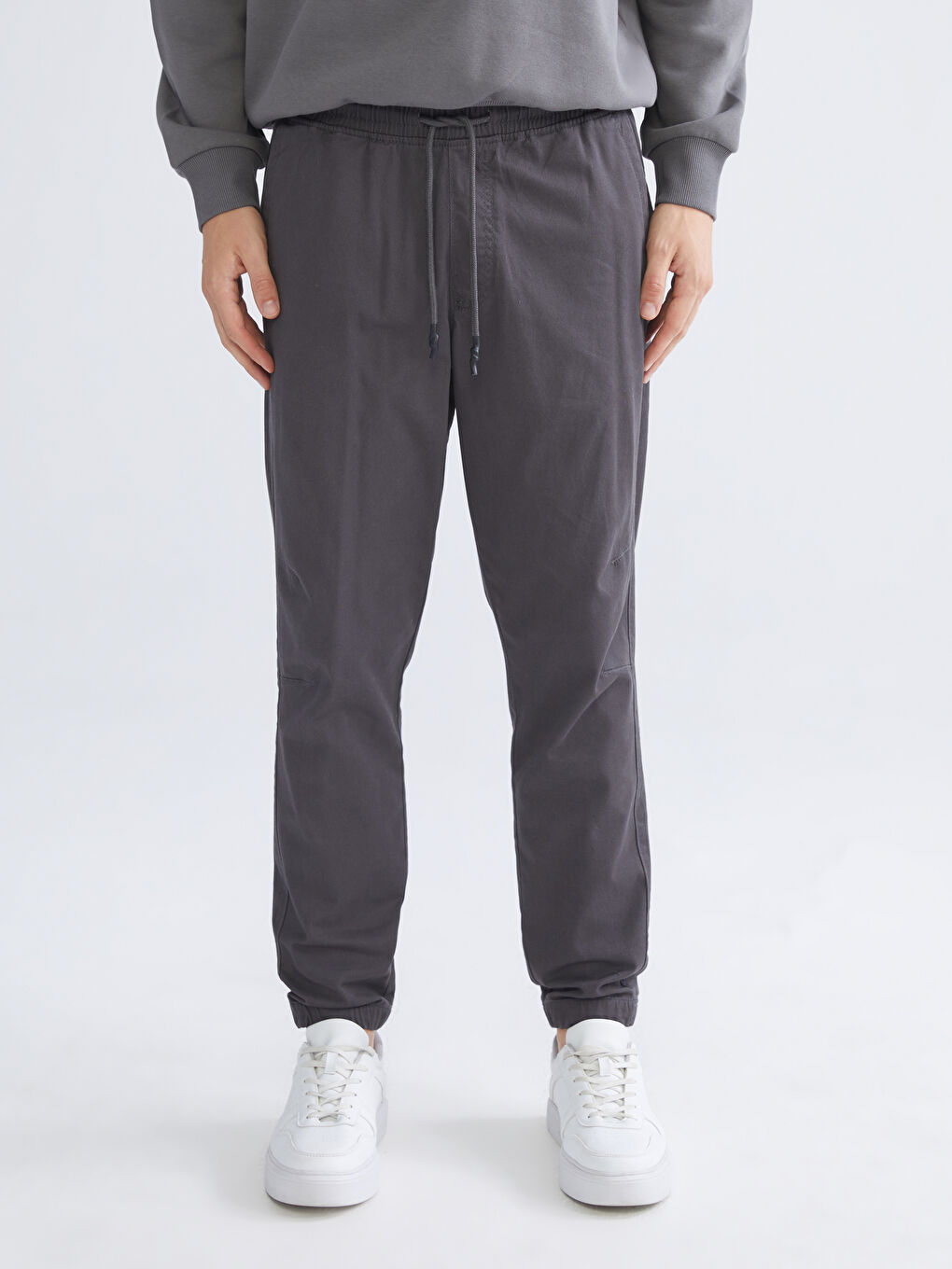 Чоловічі габардинові джогери стандартного крою-1