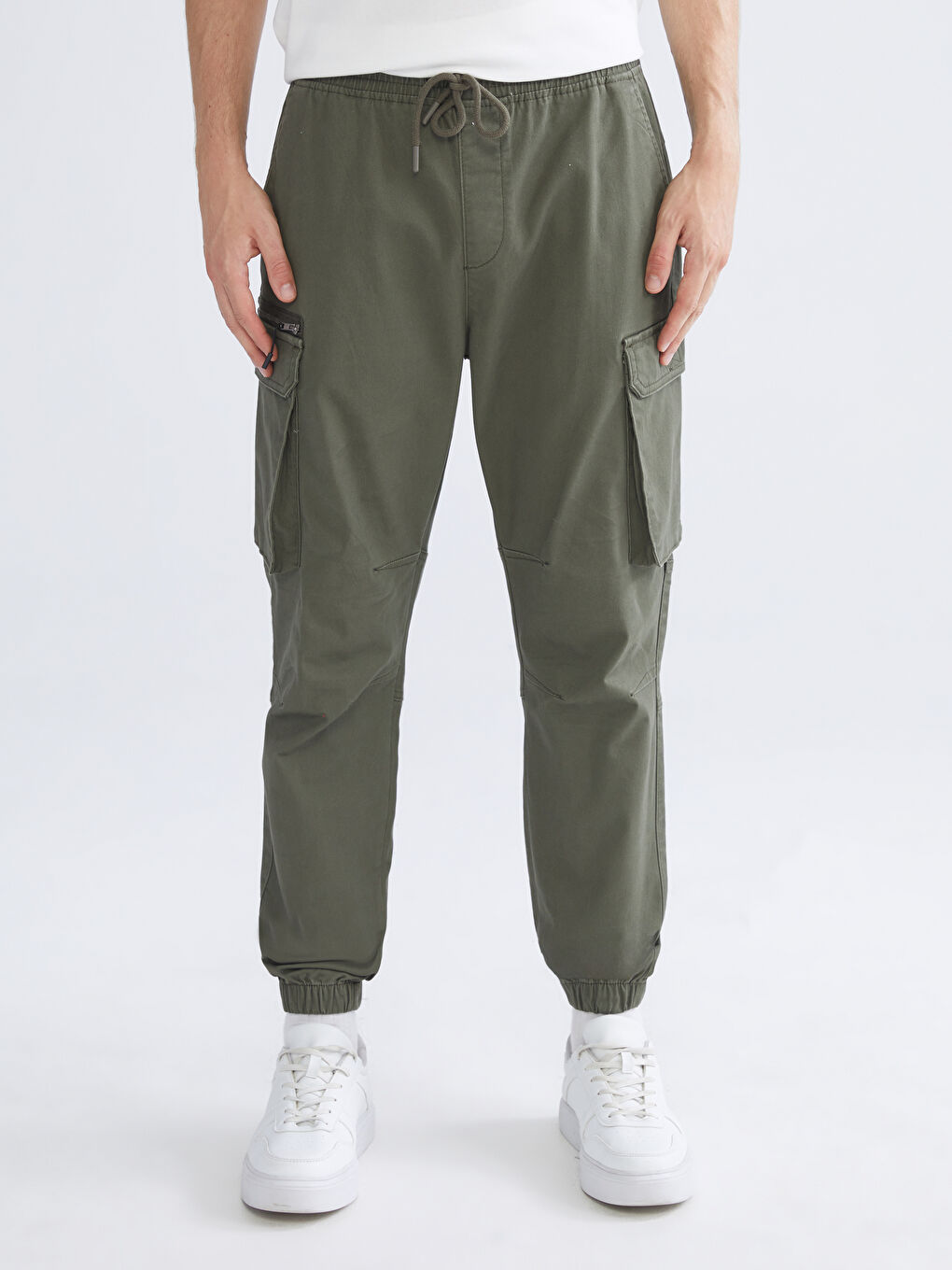 Standard Fit Men's Cargo Trousers-1