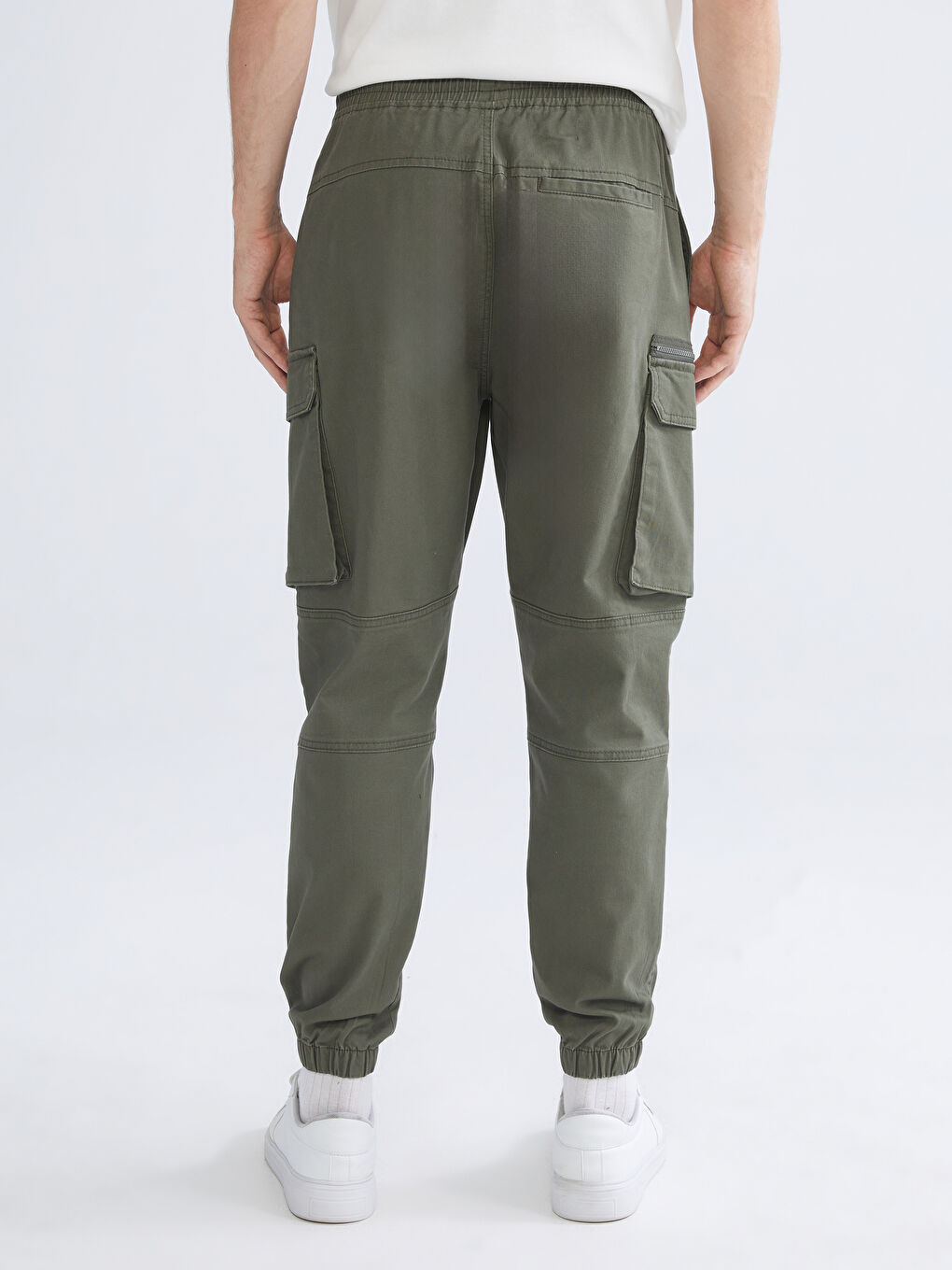 Standard Fit Men's Cargo Trousers-3