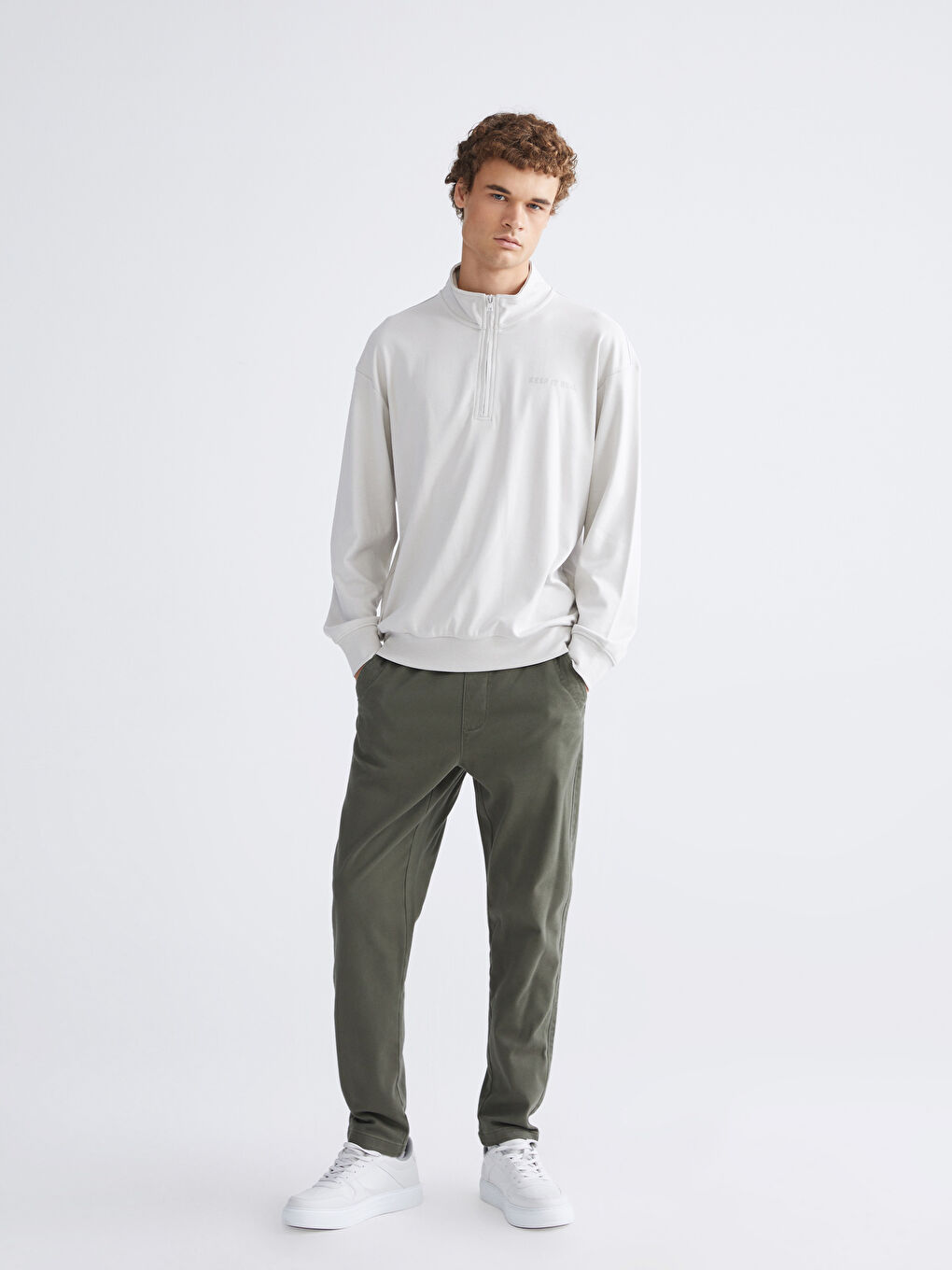 Мужские брюки узкого кроя