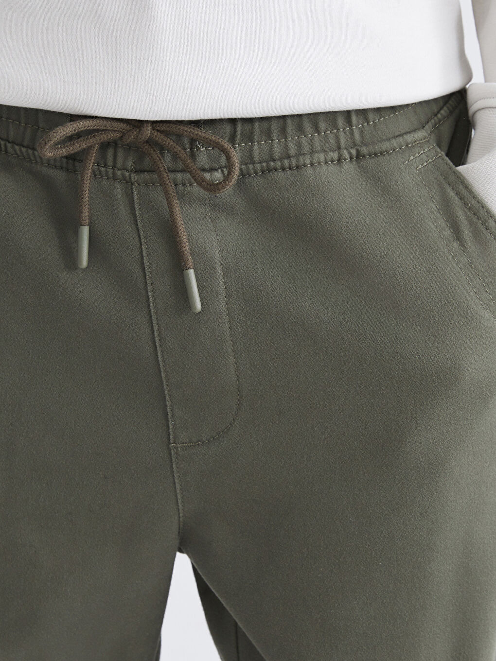 Мужские брюки узкого кроя-2