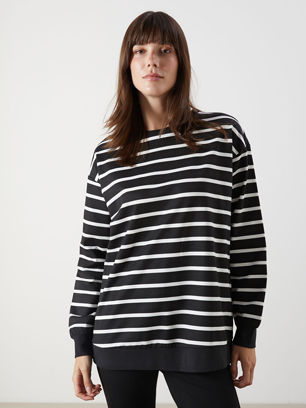 LCW Comfort Crew Neck Striped Women's Sweatshirt -W52514Z8-LFC