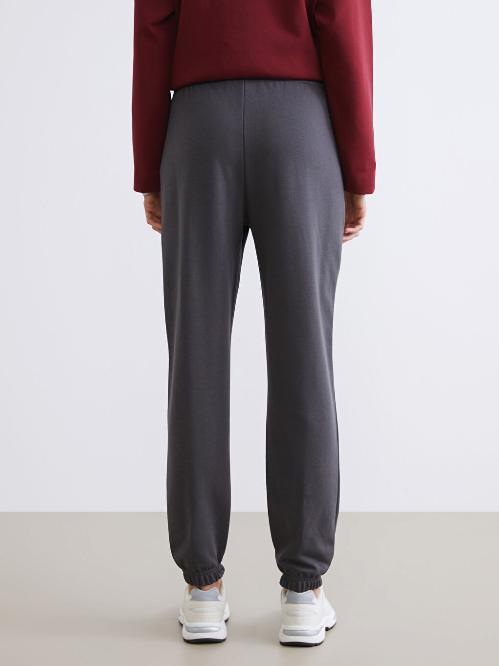 Antrasit Beli Lastikli Kadın Jogger Eşofman Altı-3