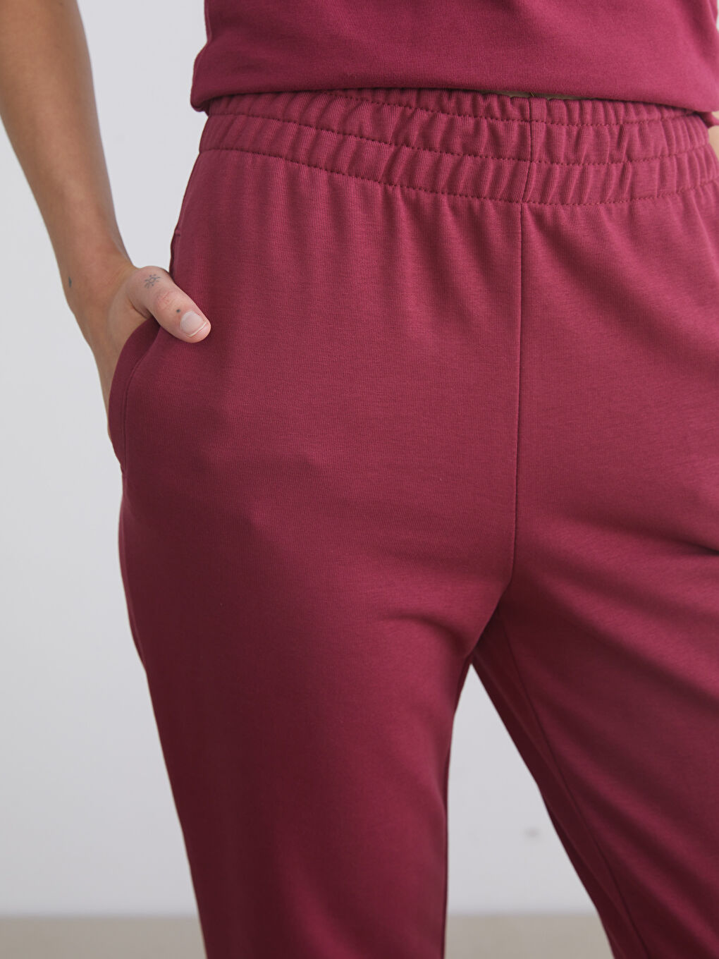 Elasticated Waist Women's Jogger Sweatpants-4