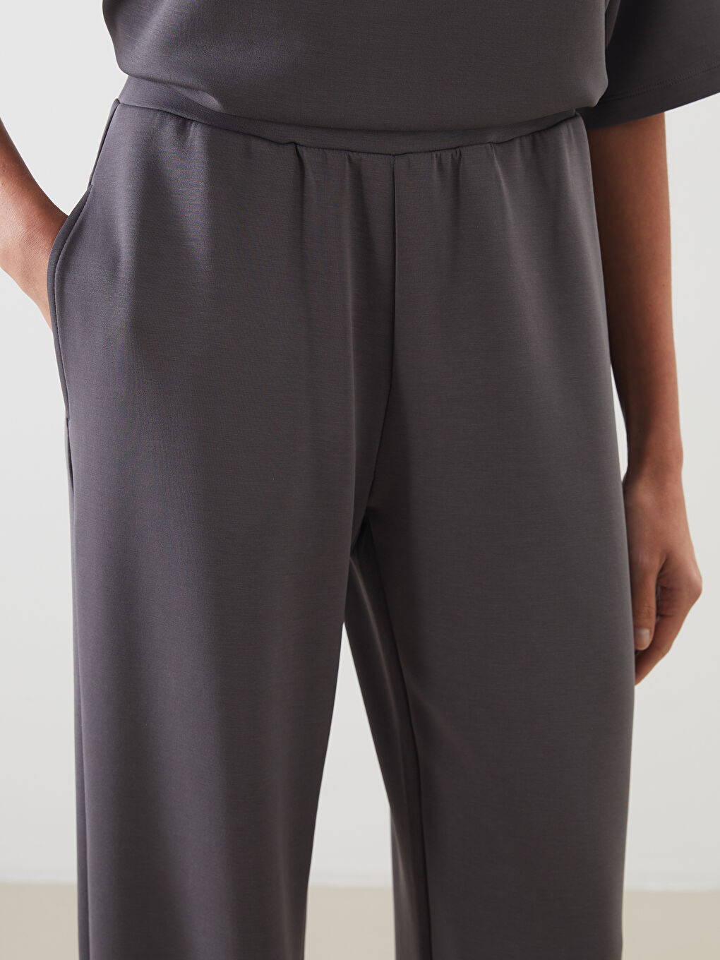 LCW Vision Women's Sweatpants with Elasticated Waist and Modal Blend -W52557Z8-JNL
