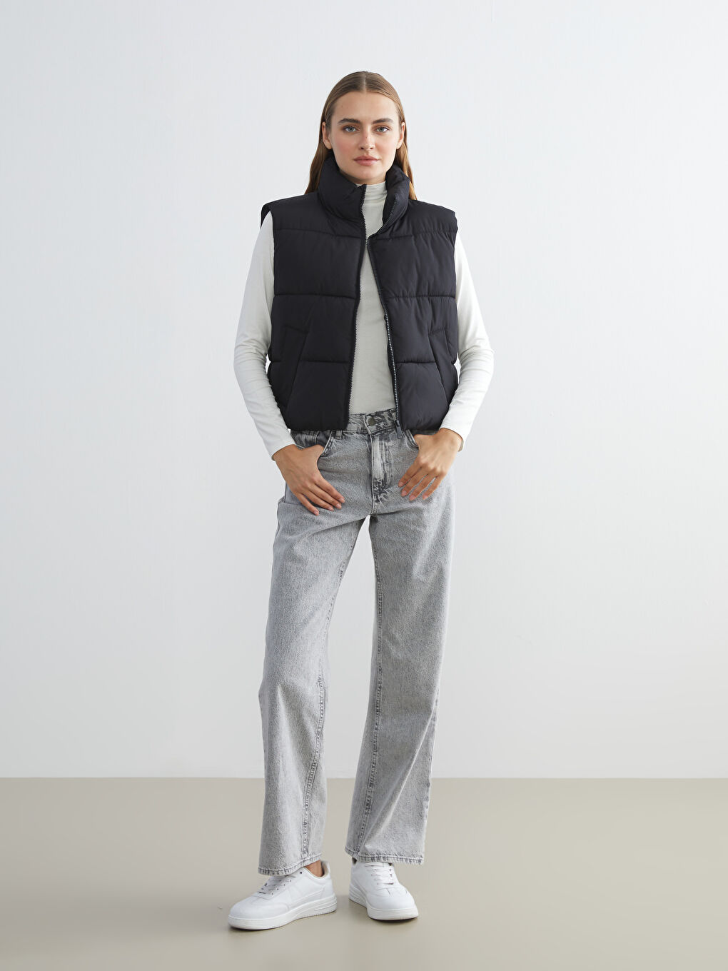 LCW Vision Women's Funnel Neck Plain Puffer Gilet -W52600Z8-CVL