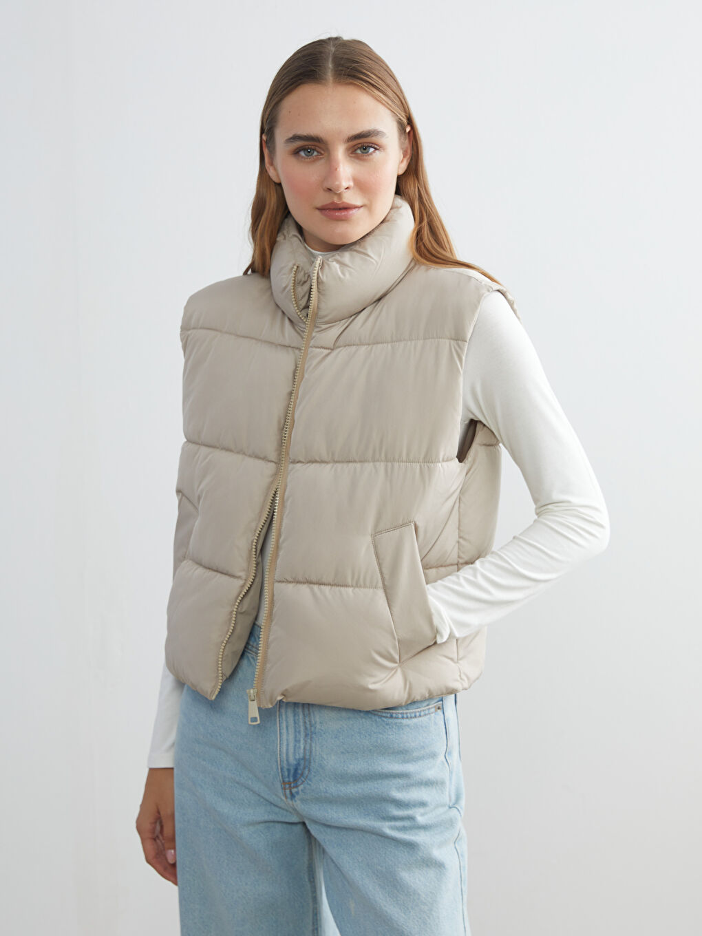 LCW Vision Funnel Neck Women's Puffer Gilet -W52600Z8-DFV