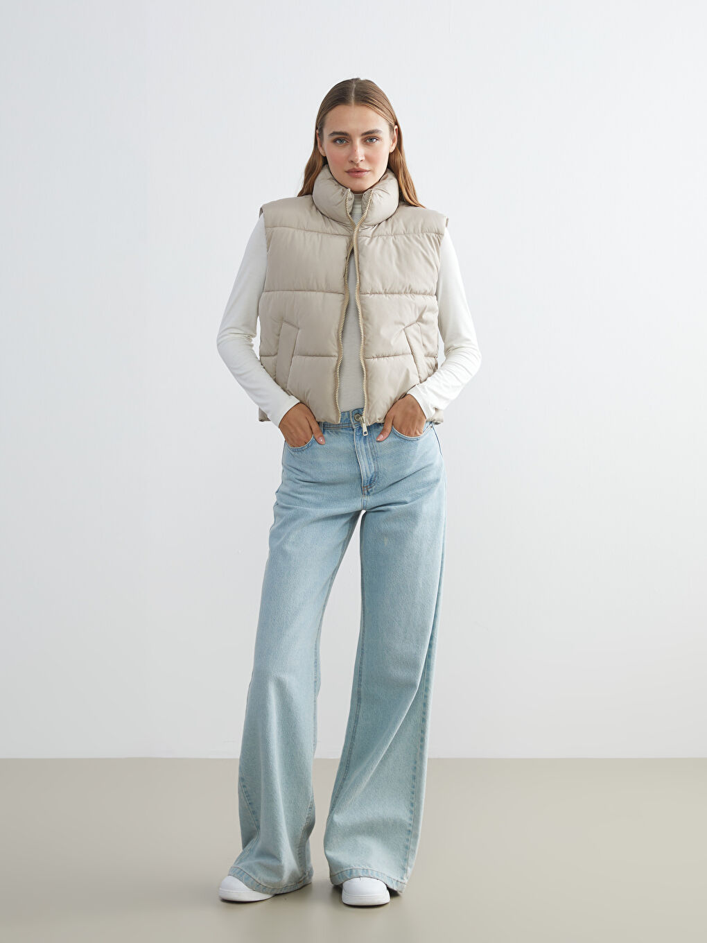 LCW Vision Funnel Neck Women's Puffer Gilet -W52600Z8-DFV