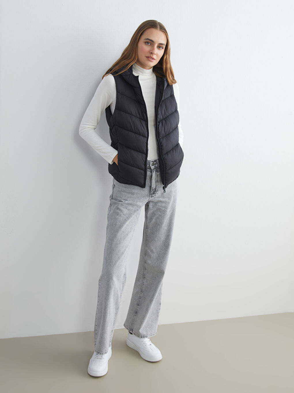 LCW Vision Hooded Women's Puffer Gilet -W52601Z8-CVL