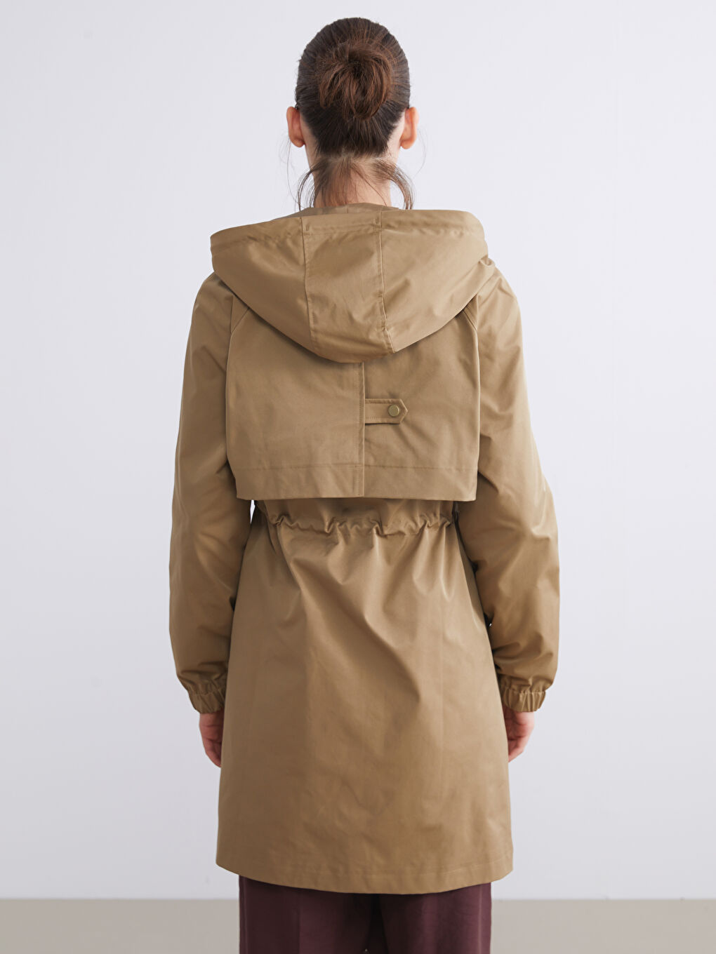 Haki Kapüşonlu Kadın Trençkot-8