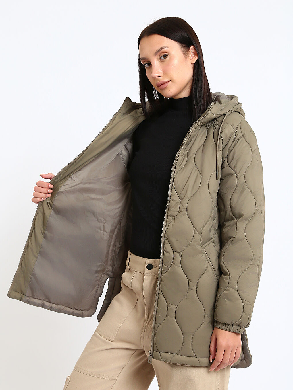 әйелдерге арналған капюшонды қатпарлы пуховик пальто-3