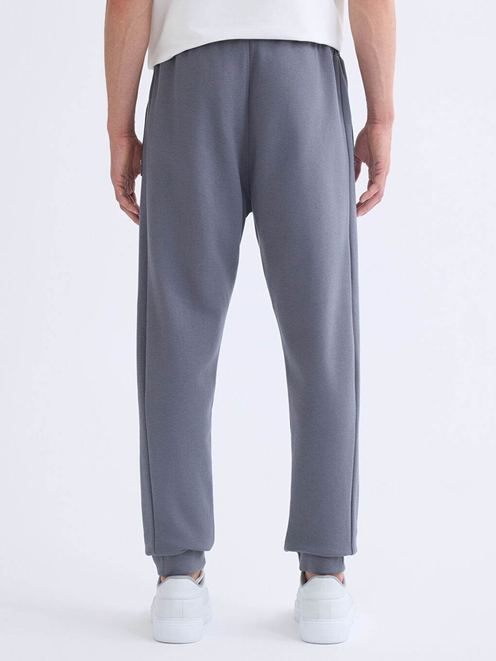 Standard Fit Men's Jogger Sweatpants-3