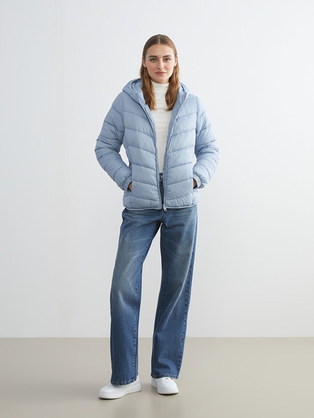 LCW Vision Hooded Women's Puffer Coat -W52642Z8-VZF
