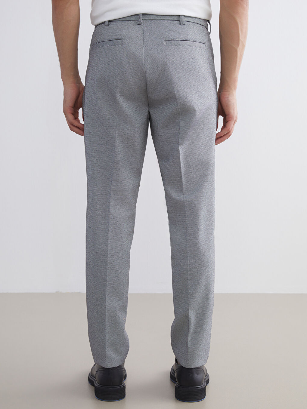 LCWAIKIKI Classic Slim Fit Men's Chino Trousers -W52652Z8-CT3