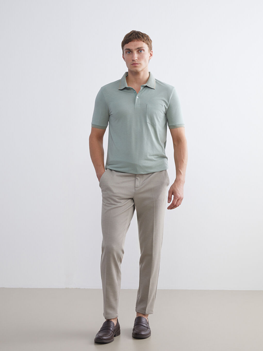 LCWAIKIKI Classic Slim Fit Men's Chino Trousers -W52652Z8-L8Q