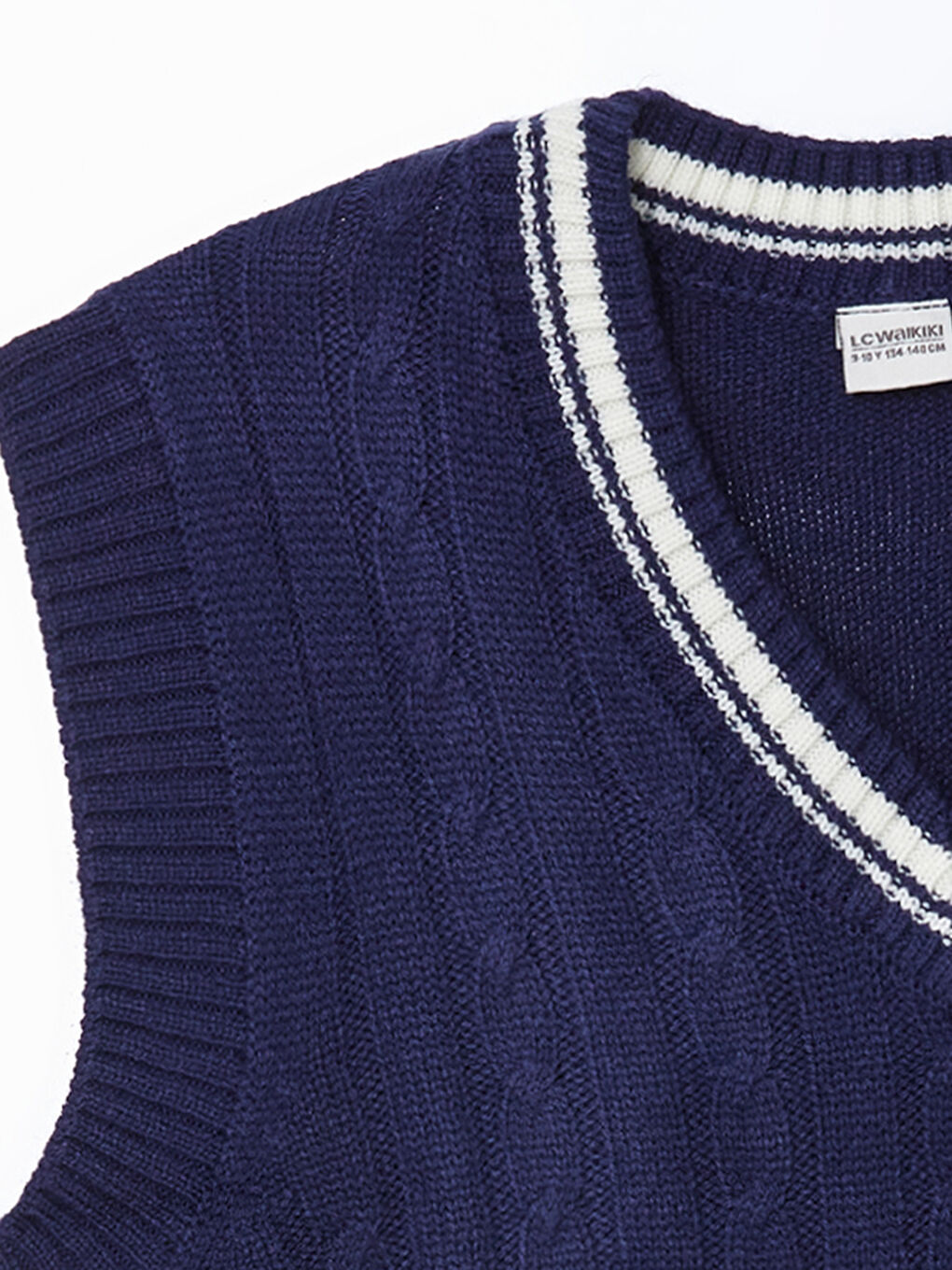 LCW Kids V Neck Plain Knitted Knitwear Girls' Sweater Vest -W52662Z4-YQ6