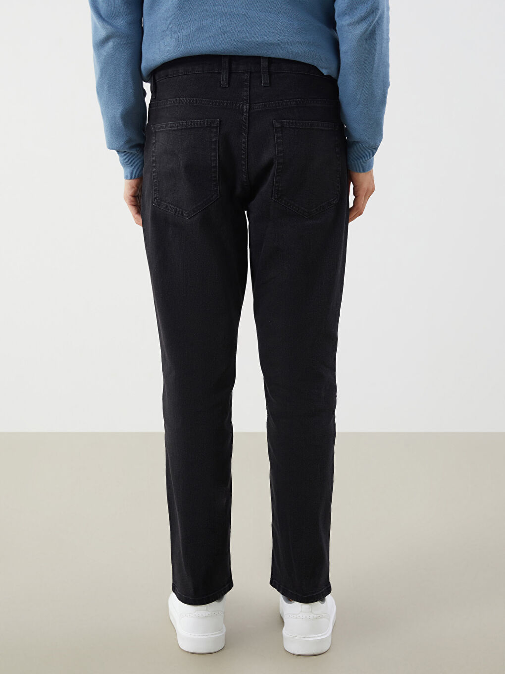 790 Relaxed Fit Men's Jeans-3