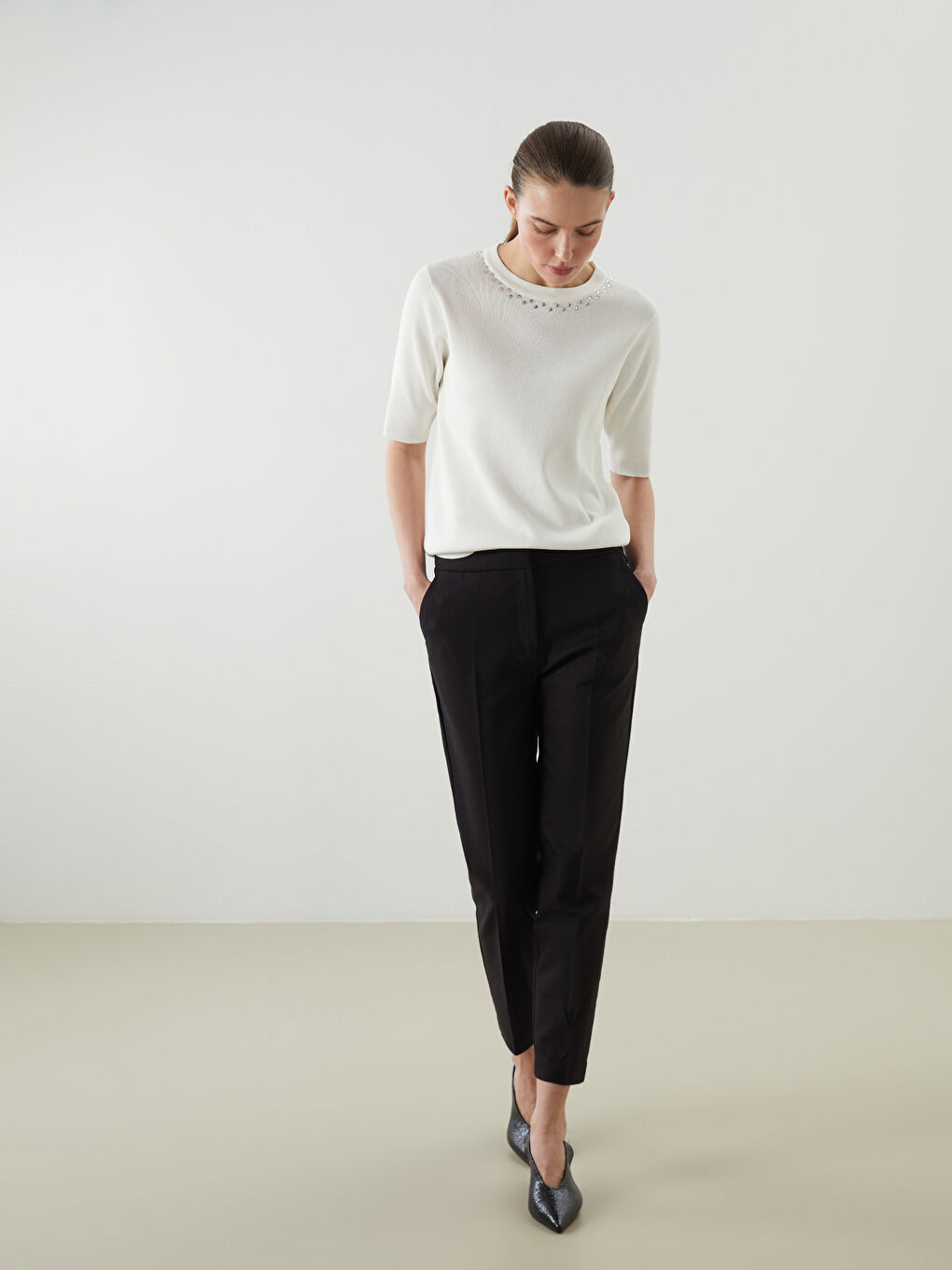 LCWAIKIKI Classic Standard Fit Women's Cigarette Trousers -W52669Z8-CVL