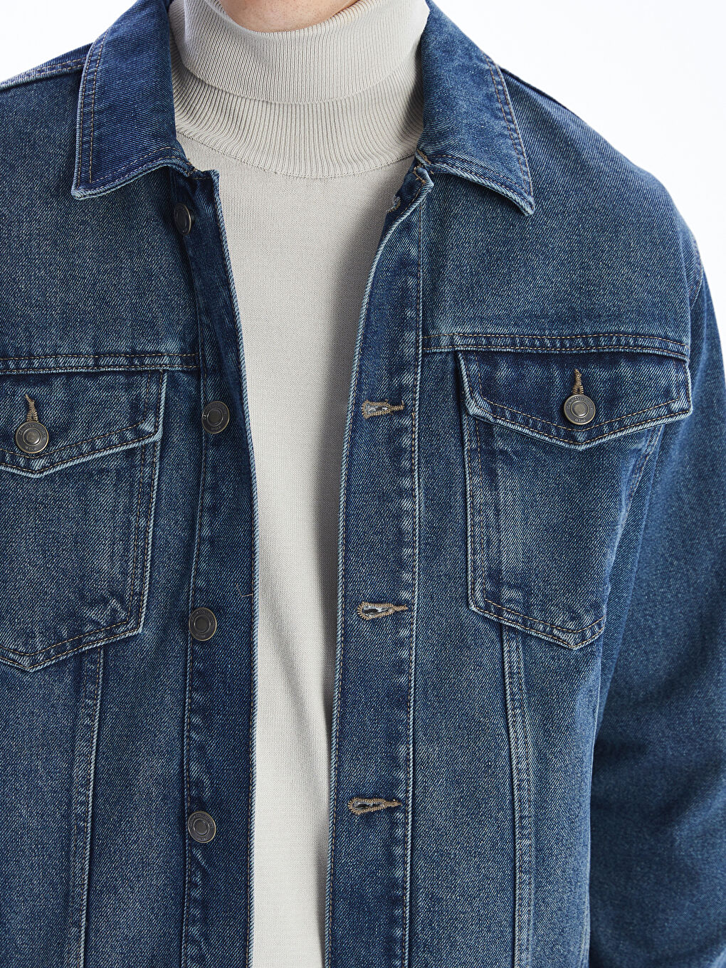 LCW Jeans جاكيت دينيم بقصة عادية للرجال -W52679Z8-H45