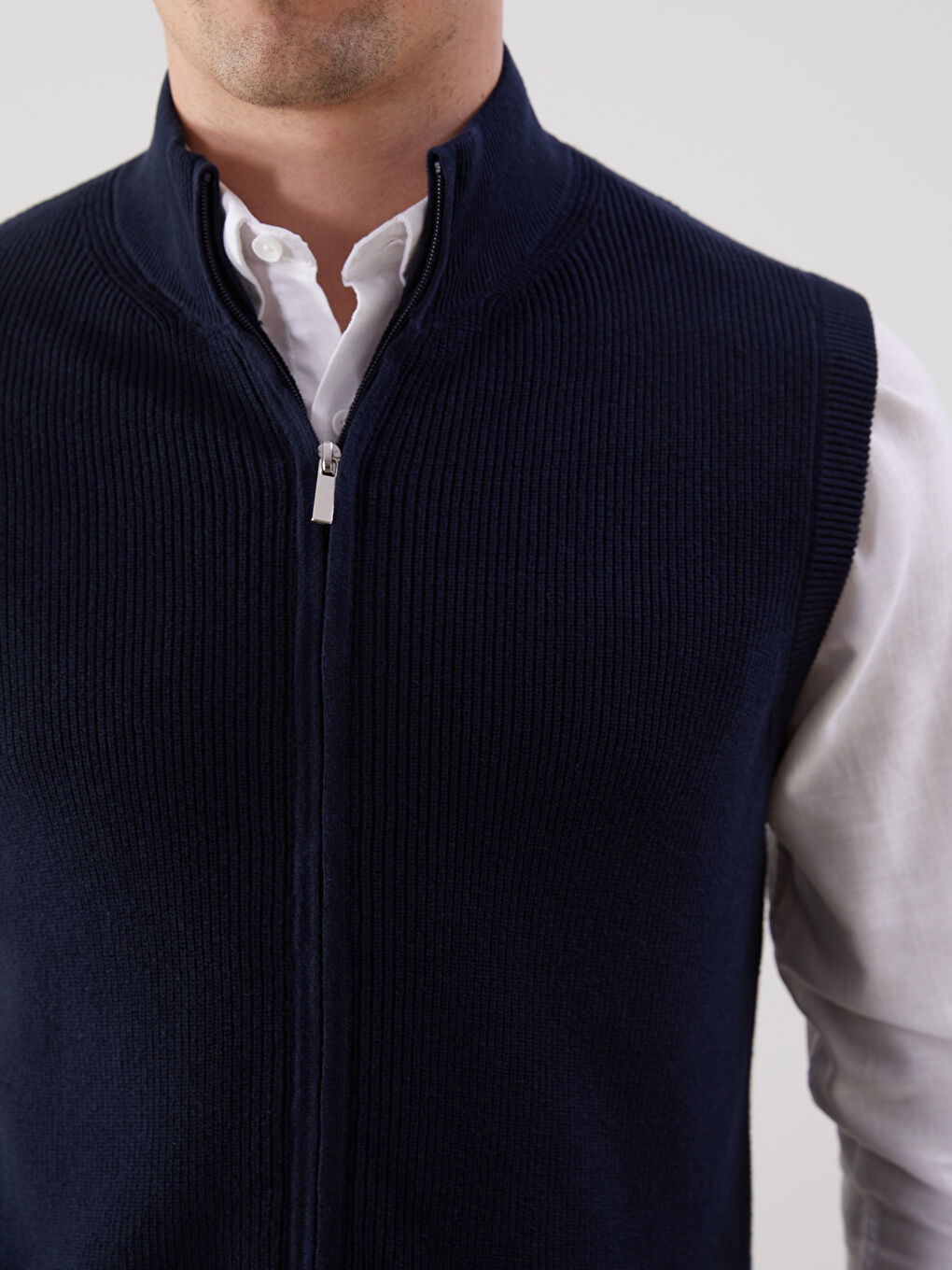 LCWAIKIKI Classic Regular Fit Funnel Neck Men's Knitwear Waistcoat -W52681Z8-RFH